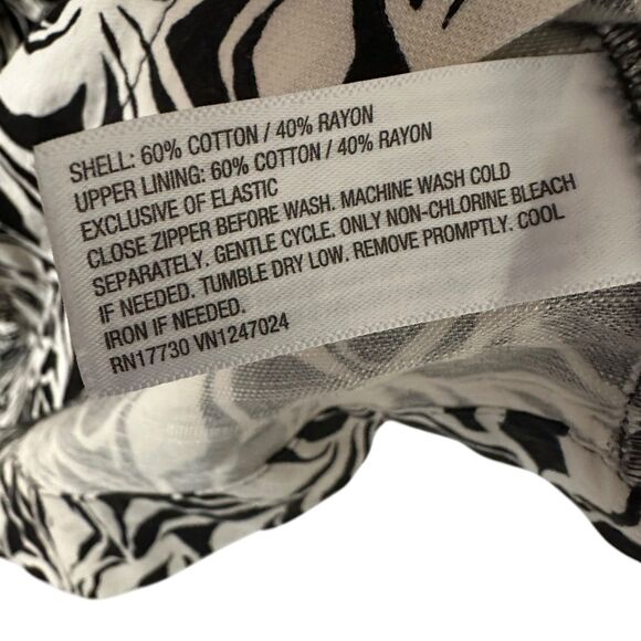 A New Day Floral Black & White Fit & Flare Flutter Sleeves Midi Dress Size 10 - Picture 3 of 7